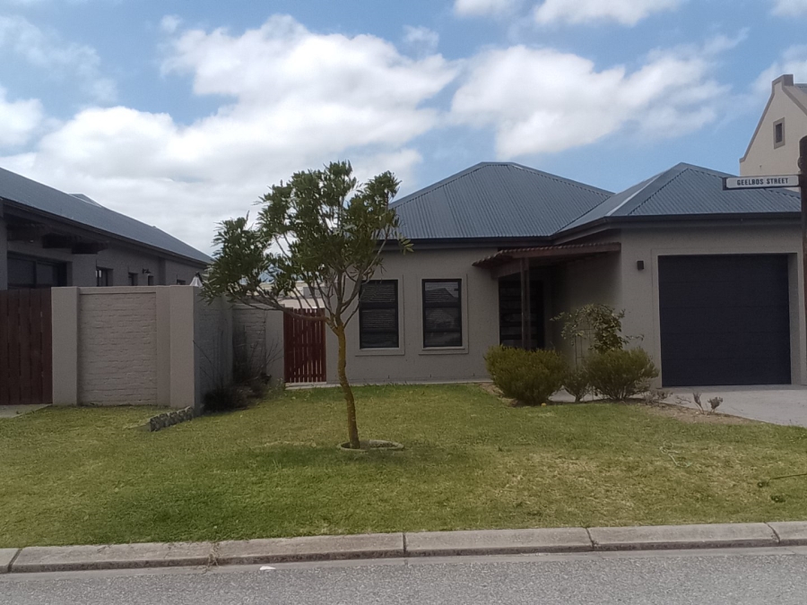 To Let 3 Bedroom Property for Rent in Blue Mountain Village Western Cape